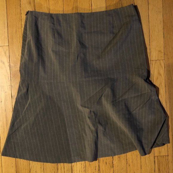 Brand New Esprit Women's Pinstriped Skirt - Picture 2 of 6